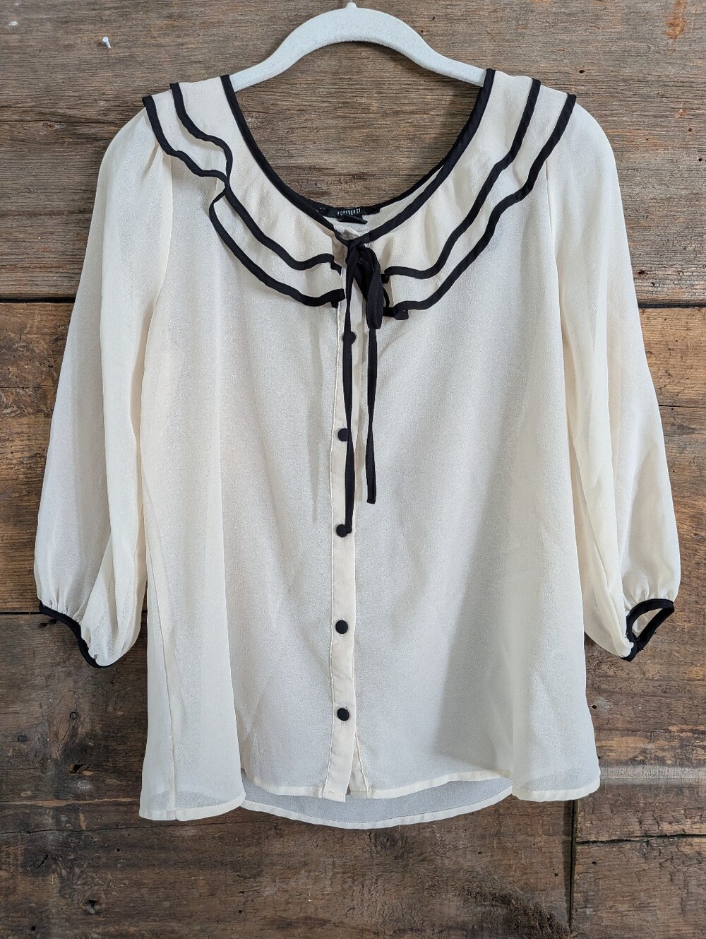 Forever 21 Women's Cream &Black Ruffled Collar Blouse 3/4 Length Sleeves Size Sm